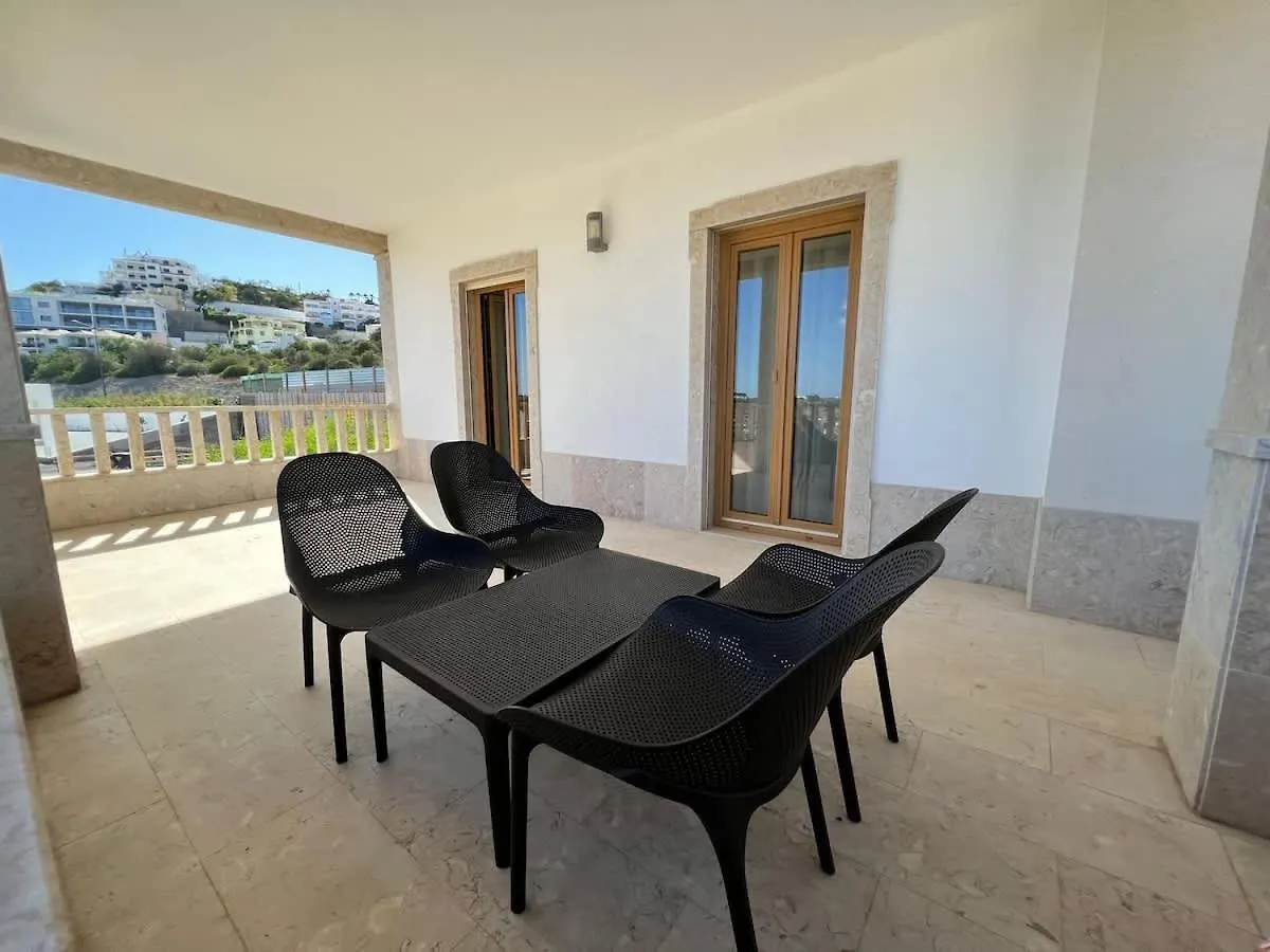Villa Pedra Luxe - Spacious Modern Villa Albufeira